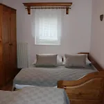 Villa Pohoda Javorniky S Rozlahlym Pozemkom