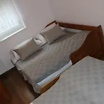 Pohoda Javorniky S Rozlahlym Pozemkom *