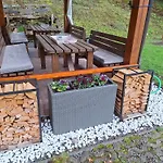Villa Pohoda Javorniky S Rozlahlym Pozemkom Trencsénmakó