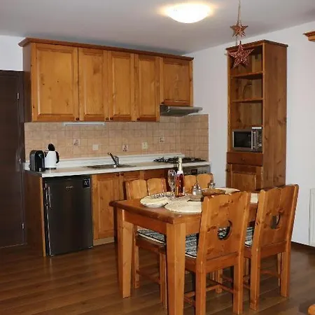 Villa Pohoda Javorniky S Rozlahlym Pozemkom *