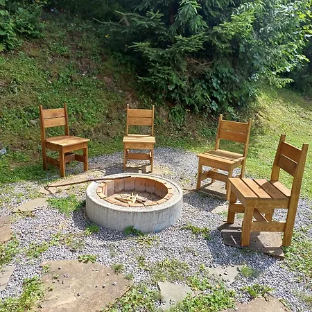 Pohoda Javorniky S Rozlahlym Pozemkom Villa