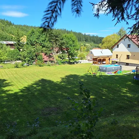 Pohoda Javorniky S Rozlahlym Pozemkom Villa