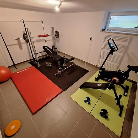 Villa Pohoda Javorniky S Rozlahlym Pozemkom