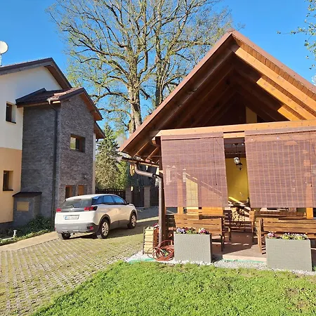 Villa Pohoda Javorniky S Rozlahlym Pozemkom *