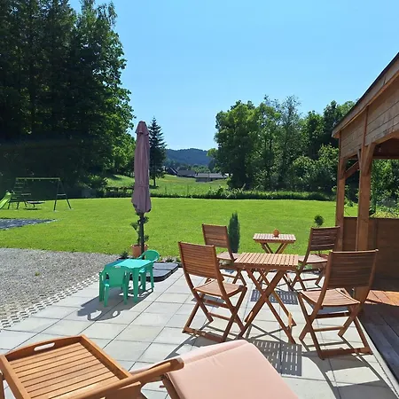 Pohoda Javorniky S Rozlahlym Pozemkom Trencsénmakó