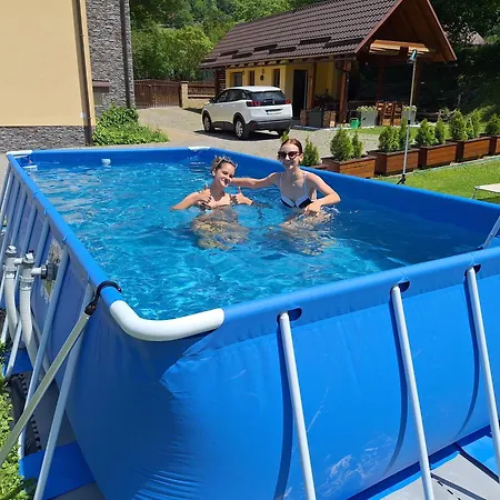 Villa Pohoda Javorniky S Rozlahlym Pozemkom *