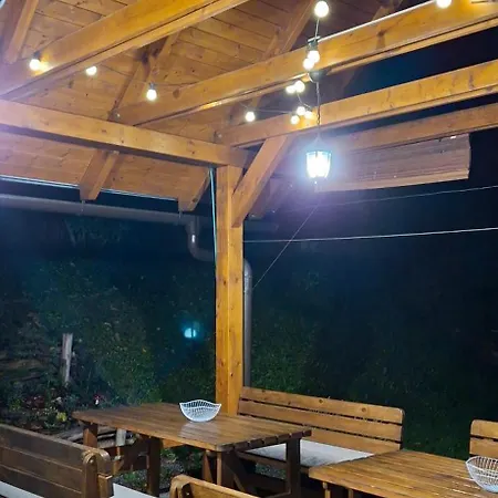 Pohoda Javorniky S Rozlahlym Pozemkom Villa Makov