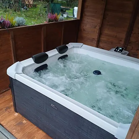 Pohoda Javorníky S Rozľahlým Pozemkom Vila