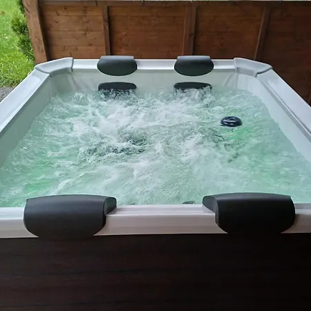 Pohoda Javorníky S Rozľahlým Pozemkom Vila