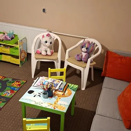 Vila Pohoda Javorníky S Rozľahlým Pozemkom *