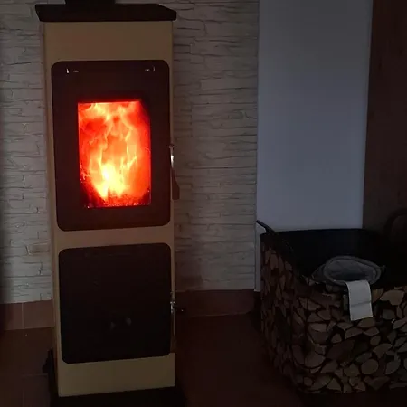 Pohoda Javorniky S Rozlahlym Pozemkom Makov