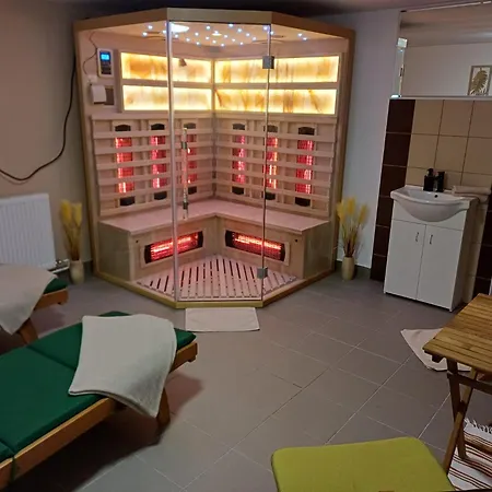 Villa Pohoda Javorniky S Rozlahlym Pozemkom *