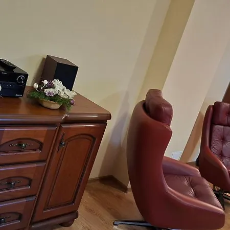 Pohoda Javorniky S Rozlahlym Pozemkom *