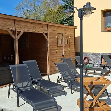 Pohoda Javorniky S Rozlahlym Pozemkom Villa