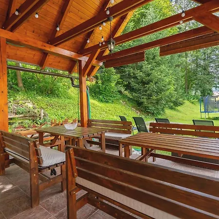Villa Pohoda Javorniky S Rozlahlym Pozemkom
