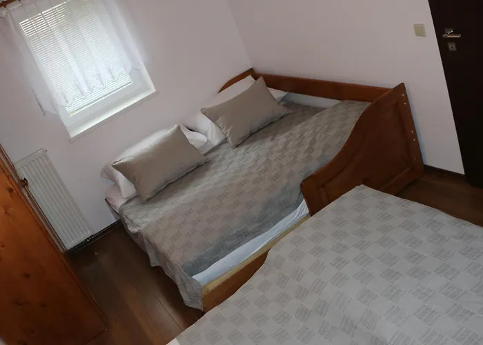 Pohoda Javorniky S Rozlahlym Pozemkom *