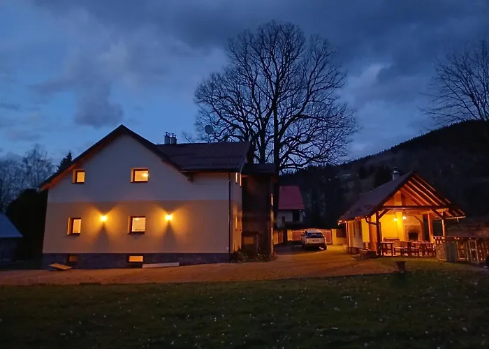 Pohoda Javorniky S Rozlahlym Pozemkom Villa