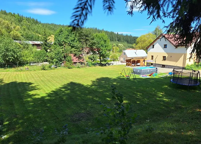 Pohoda Javorniky S Rozlahlym Pozemkom Villa