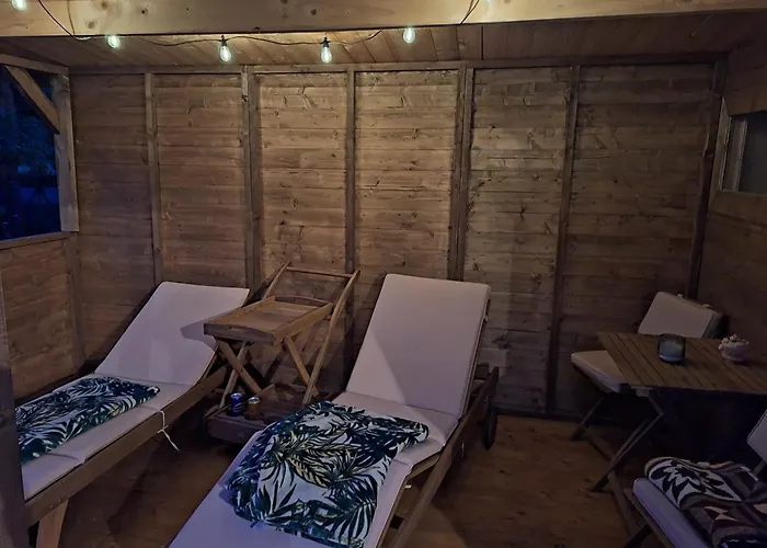 Villa Pohoda Javorniky S Rozlahlym Pozemkom Trencsénmakó