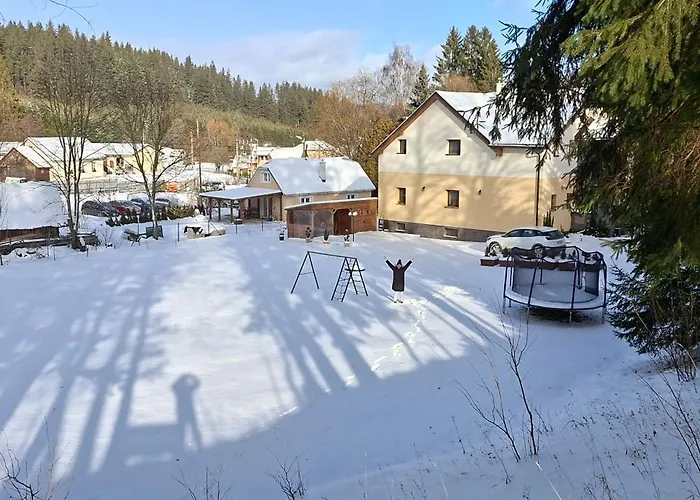 Pohoda Javorniky S Rozlahlym Pozemkom Villa